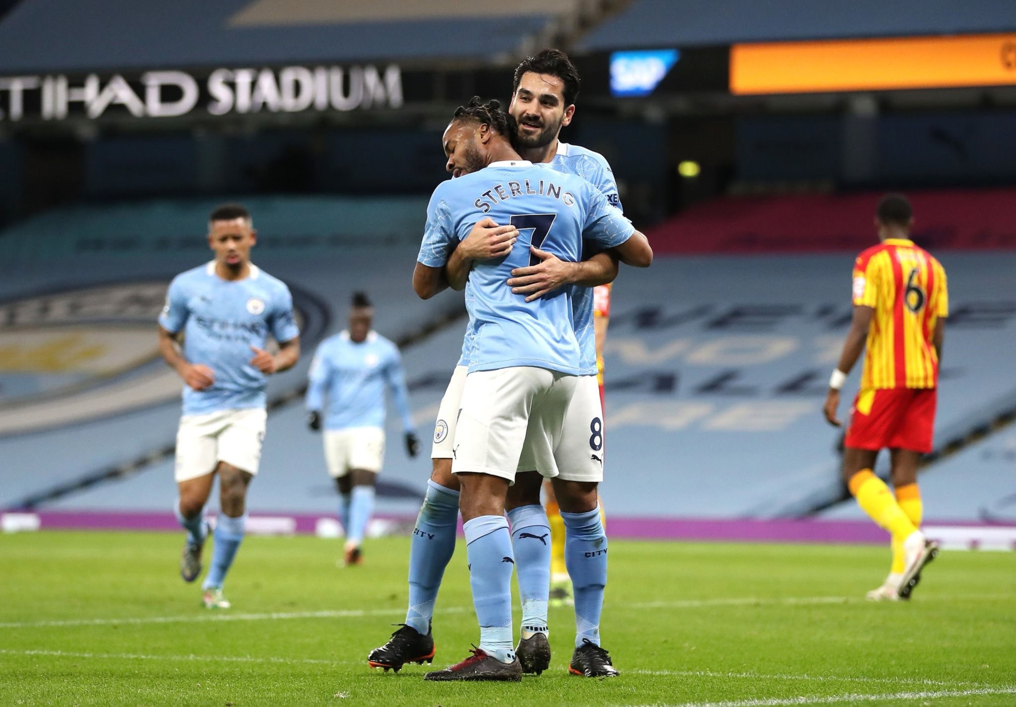 创造一个可 创造一个可